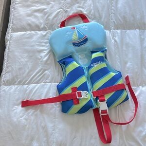 SPEEDO Under 30 lbs Life Jacket Vest Sailboat Green Blue and light blue stripes
